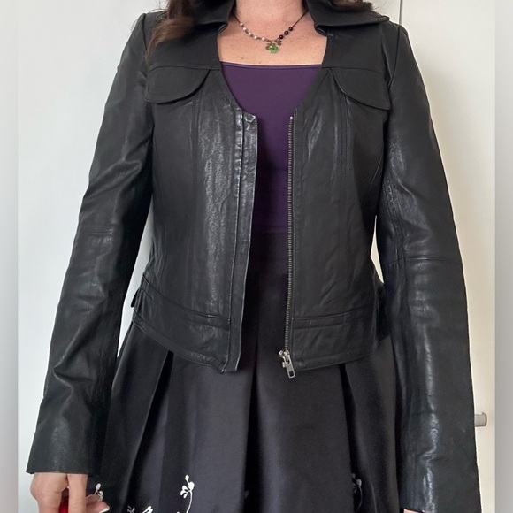 Scatola Leather jacket size L but runs more like a Medium black leather jacket - Picture 11 of 15